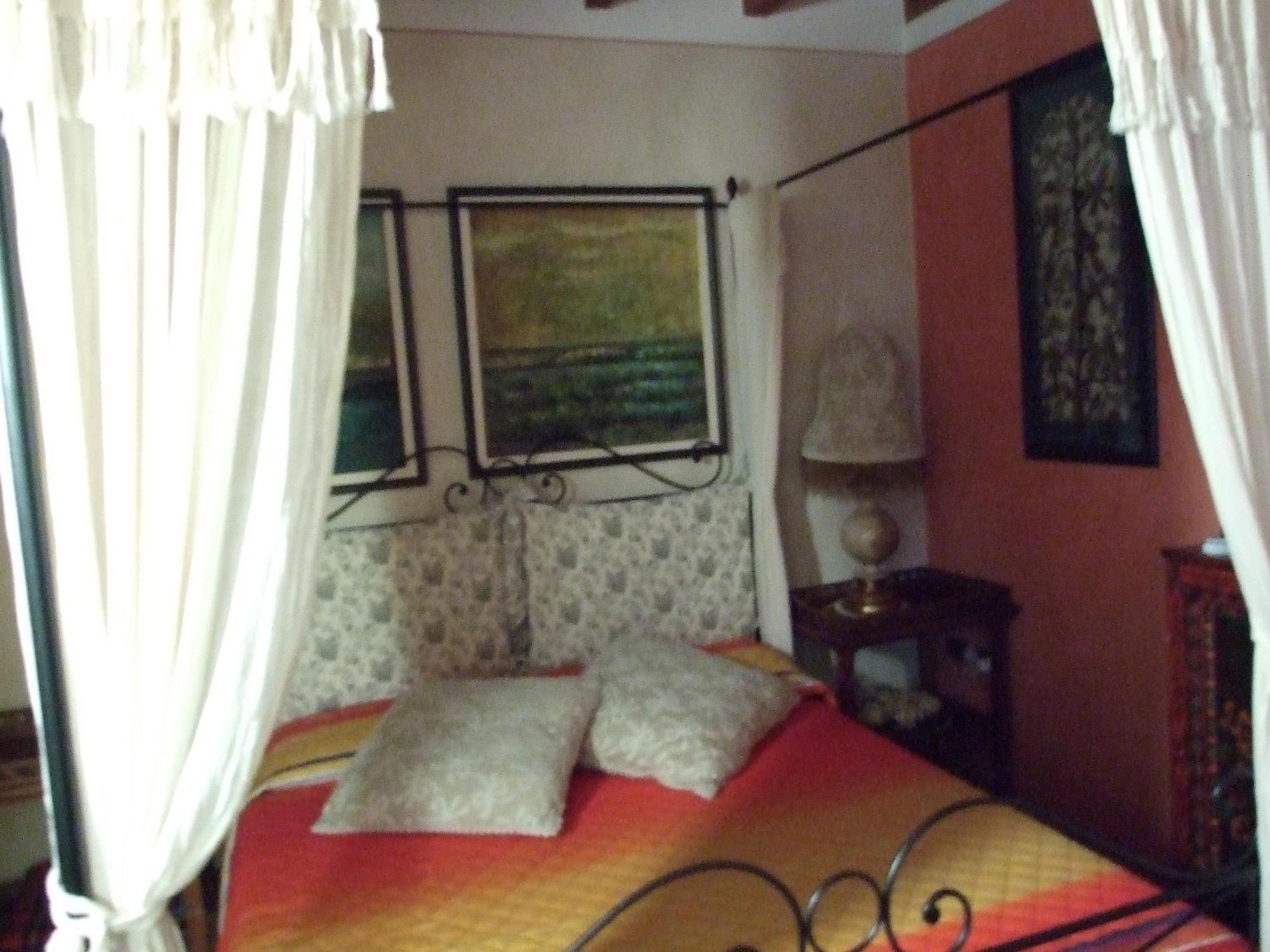B&B Casacasina มอนซามบาโน ภายนอก รูปภาพ